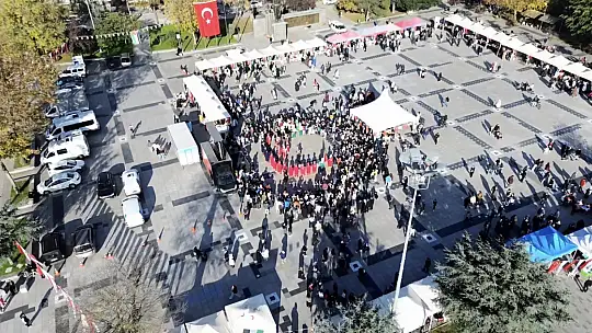 Filistin'e destek etkinliği yoğun ilgi gördü