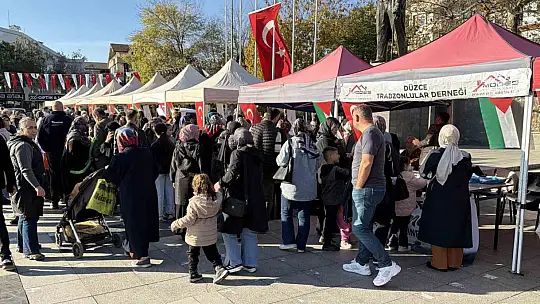 Filistin'e destek etkinliği yoğun ilgi gördü