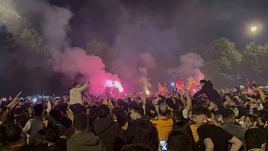 Galatasaray'ın şampiyonluğunda dikkat çeken kutlama