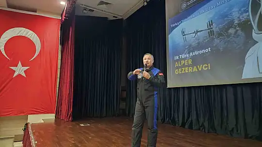 Gezeravcı açıkladı, Türkiye 2027'de Ay'a iniş hamlesine hazırlanıyor