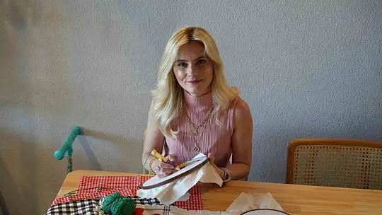 Gıda mühendisliğini bıraktı, annesinin makinesiyle başladığı hobisi mesleği oldu