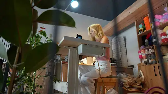 Gıda mühendisliğini bıraktı, annesinin makinesiyle başladığı hobisi mesleği oldu