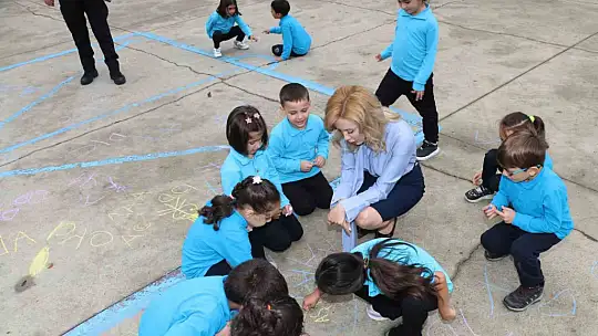 Gökçebey Kaymakamı Şıktaş'tan Atatürk İlkokulu'na ziyaret