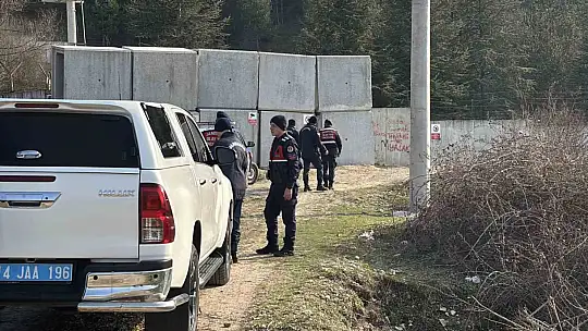Gölette boğulma tehlikesi geçiren 13 yaşındaki çocuk hastanede hayatını kaybetti