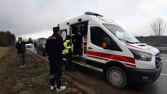 Göreve giderken kaza yaptı: Doktor arkadaşları da olay yerine koştu