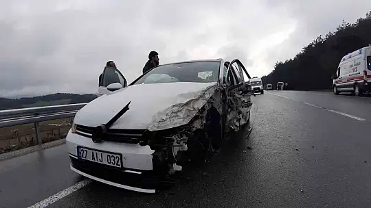 Göreve giderken kaza yaptı: Doktor arkadaşları da olay yerine koştu