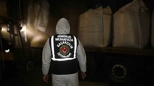 Gümrükler Muhafaza ekipleri, ilk dört ayda 16,5 milyar Türk Lirası tutarında uyuşturucu madde ve muhtelif kacak eşya yakaladı