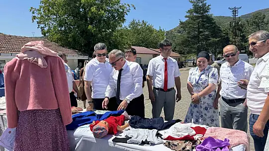 Güzelyaka köyünde kursiyerlerin ürettikleri ürünler sergilendi