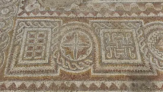 Hadrianopolis'te saray kompleksi ortaya çıktı: 4. yüzyıla ait eşsiz mozaikler bulundu