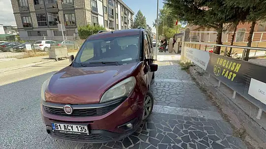 Hafif ticari araç ile çarpışan motosikletin sürücüsü yaralandı