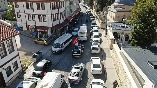 Hafızlık icazetlerini alan öğrenciler için konvoy düzenlendi