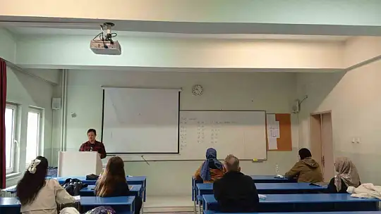 Halkla ilişkiler öğrencilerinden örnek başarı