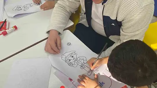 Halkla ilişkiler öğrencilerinden örnek başarı