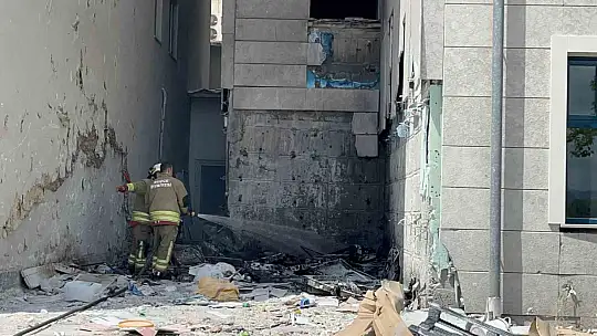 Hastane inşaatında ki yangını güvenlik görevlileri engelledi
