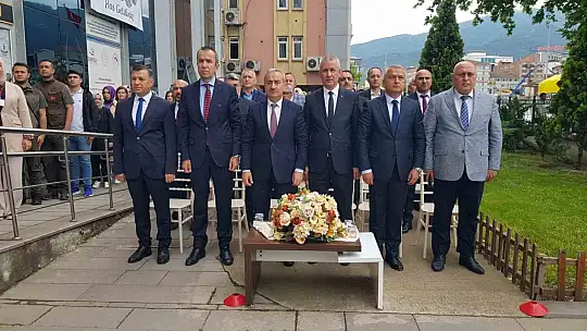 Hayat Boyu Öğrenme Haftası'nda kursiyerlerin el emeği ürünleri sergilendi