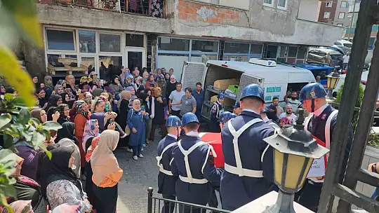 Hayatını kaybeden uzman çavuş toprağa verildi