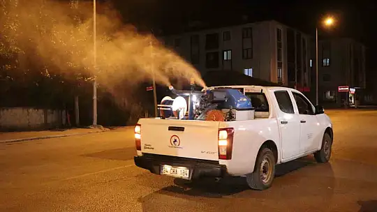 Her yer köşe bucak ilaçlanıyor