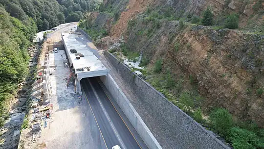 Heyelanın ardından 'koruma tüneli' çalışmaları hız kazandı
