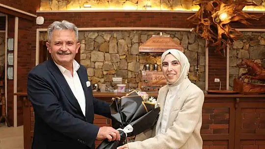 Hilaltepe'de Anneler Günü coşkusu