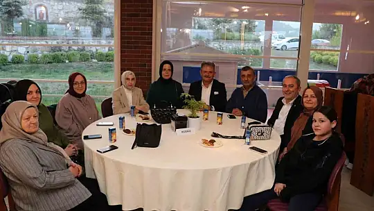 Hilaltepe'de Anneler Günü coşkusu