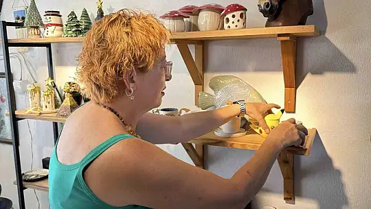 Hobi olarak başladı seramik dükkanı açtı