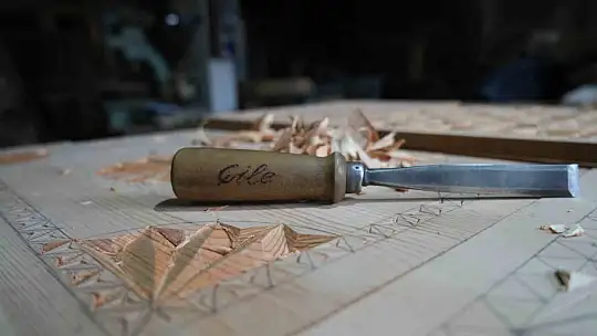 Hobi olarak başladı, siparişler ülke geneline yayıldı: Selçuklu ve Osmanlı motifli ürünlere yoğun talep