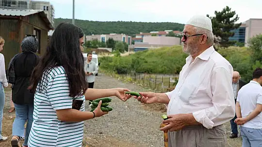 Huzurevi sakinleri farklı bir gün yaşadı