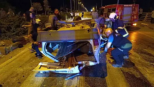 İki otomobilin çarpıştığı kazada 2'si ağır 7 kişi yaralandı