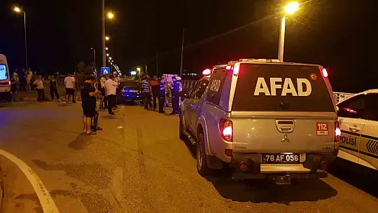İki otomobilin çarpıştığı kazada 2'si ağır 7 kişi yaralandı
