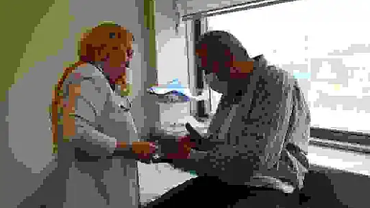 İki yıl boyunca hastane hastane gezdi, tanı konulamayan ağrılarının sebebi kemik iliği kanseri çıktı