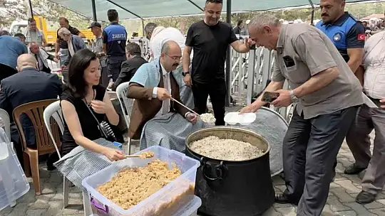 İlçedeki çocuklar toplu sünnet oldu, düzenlenen şenlikte doyasıya eğlendi