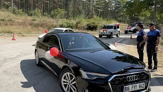 İlçedeki çocuklar toplu sünnet oldu, düzenlenen şenlikte doyasıya eğlendi