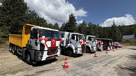 İlçedeki çocuklar toplu sünnet oldu, düzenlenen şenlikte doyasıya eğlendi
