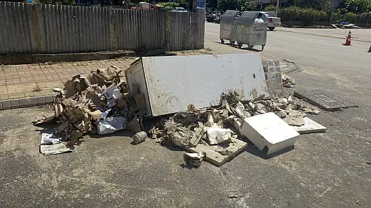 TOMA´lar temizlik çalışmalarına destek veriyor 