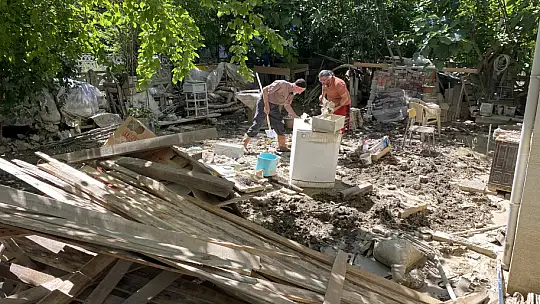 TOMA´lar temizlik çalışmalarına destek veriyor 