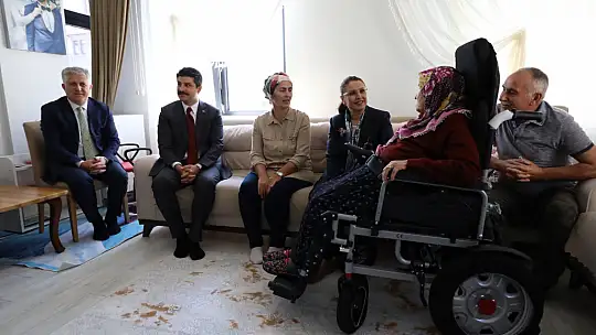 Lütfiye teyze çifte bayram sevinci yaşadı