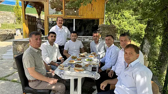 Başkan Dönmez yüzlerce misafir ağırladı