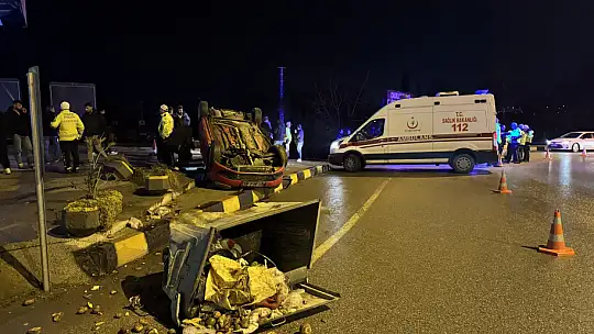 Feci kaza 1'i ağır 3 yaralı