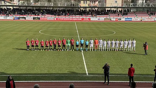 Bartınspor 100 dakikalık maçtan 3 puan çıkardı