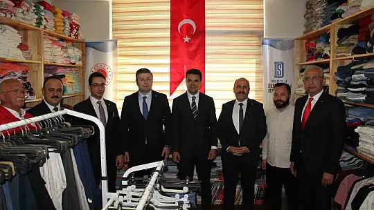 İnebolu'da denetimli serbestlik yükümlüleri ve aileleri için 'sosyal market' açıldı