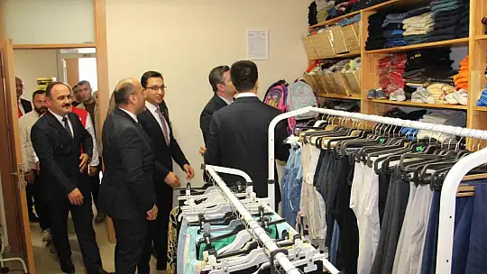 İnebolu'da denetimli serbestlik yükümlüleri ve aileleri için 'sosyal market' açıldı