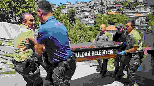Arkadaşları korkunç manzarayla karşılaştı