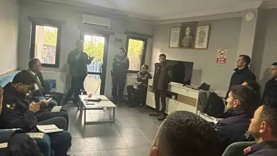 Jandarma ekiplerine kara avcılığı ile ilgili bilgiler verildi