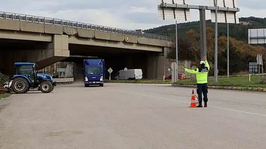 Jandarmadan kış lastiği denetimi
