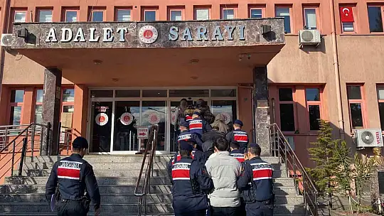8 kişi gözaltına alındı