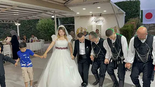 Japonya'dan Düzce'ye gelin geldi