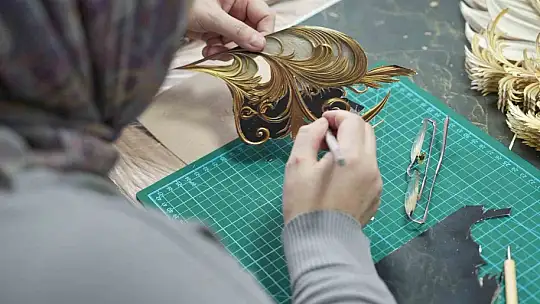 Kadınlar hem öğreniyor hem aile bütçelerine katkı sağlıyor