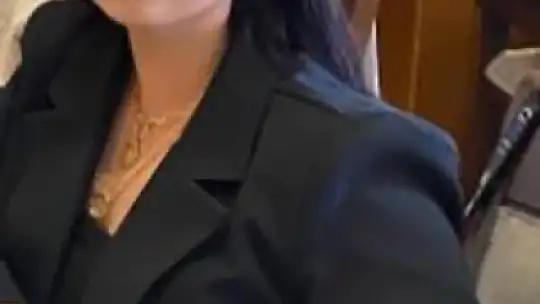 Kamyonete çarpıp devrilen motosikletin sürücüsü yaşamını yitirdi