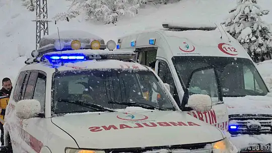 Mahsur kalan hastayı sağlık ekipleri kurtardı