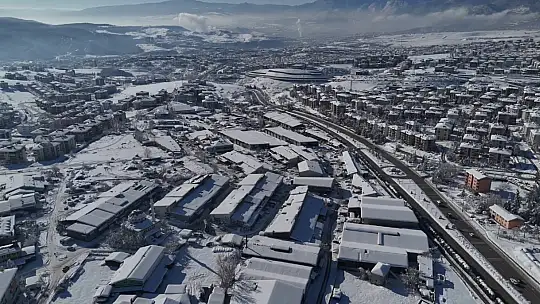 Kar yağışı durdu, esnafın mücadelesi başladı
